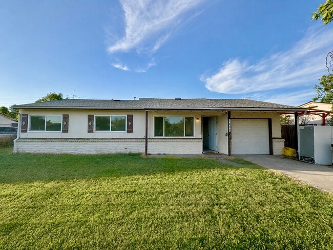 Building Photo - 7809 50th Ave