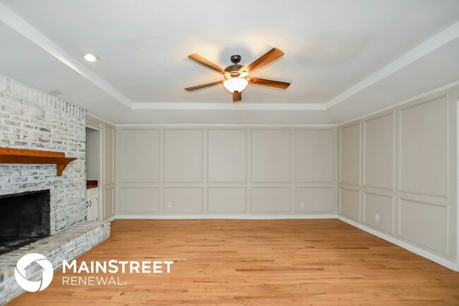 Photo - 5401 Edgewater Cir