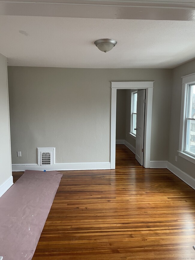 Photo - 132 Gridley St