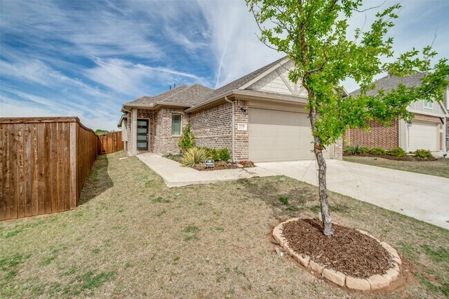 229 Town Pk Ave