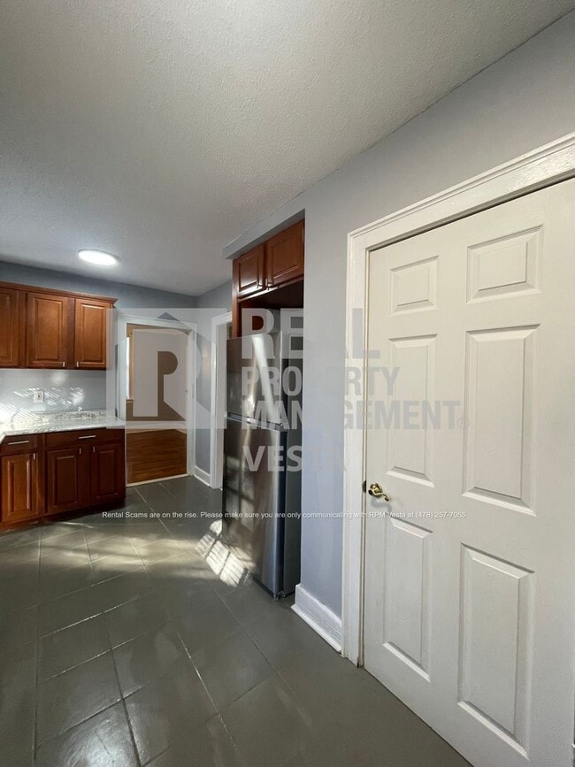 Photo - 1256 Winton Ave