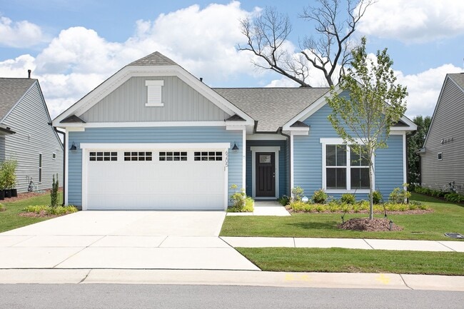 Building Photo - Beautiful 4-bedroom, 2-bath Home with Lake View!
