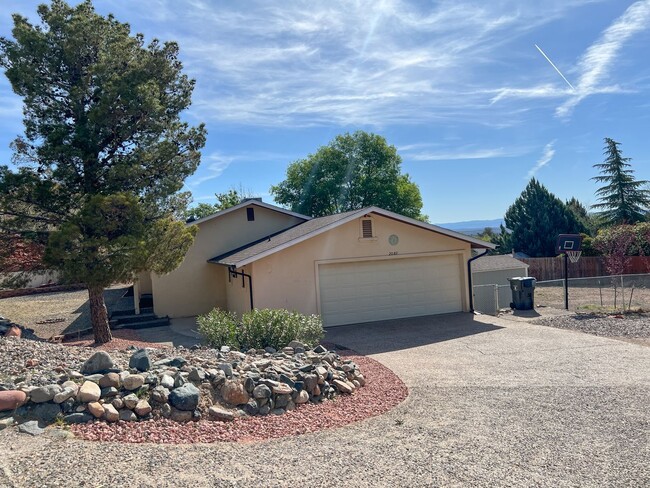 HOUSE - COTTONWOOD - HOUSE - COTTONWOOD