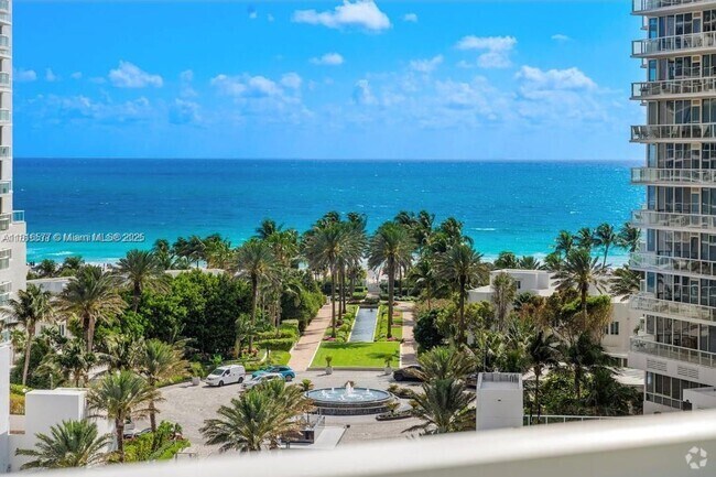 Building Photo - 400 South Pointe Dr Unit 1006 Rental