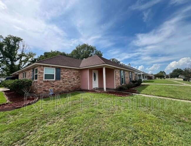 Photo - 3627 Newbury Dr