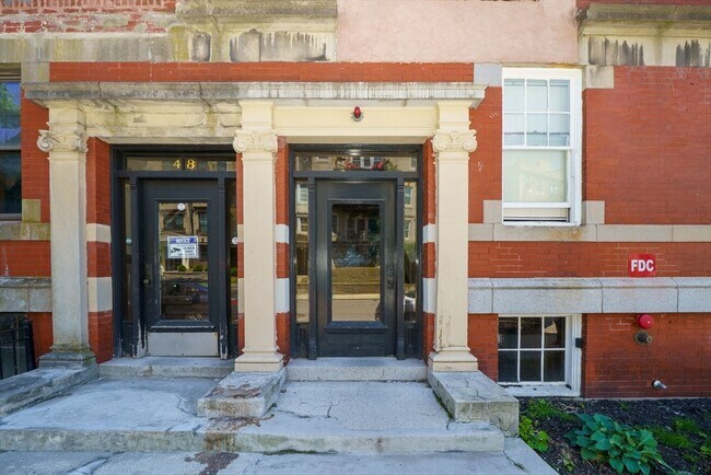 Photo - 50 Englewood Ave Unit 2