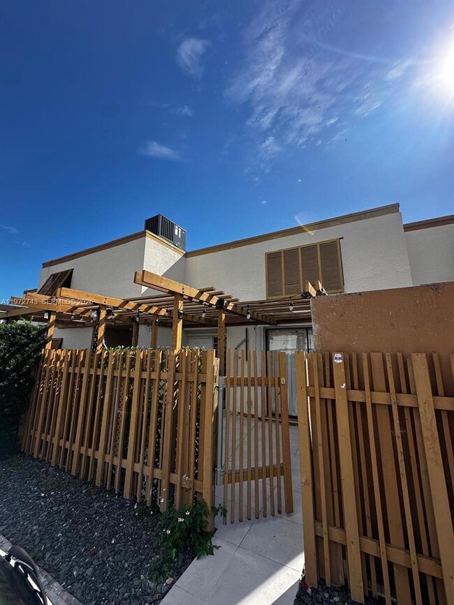 Photo - 1758 SW 131st Pl Cir S