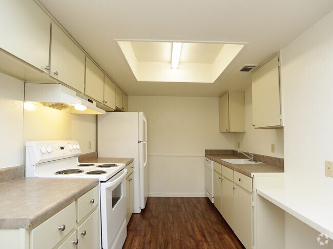 Canterbury House Apartments