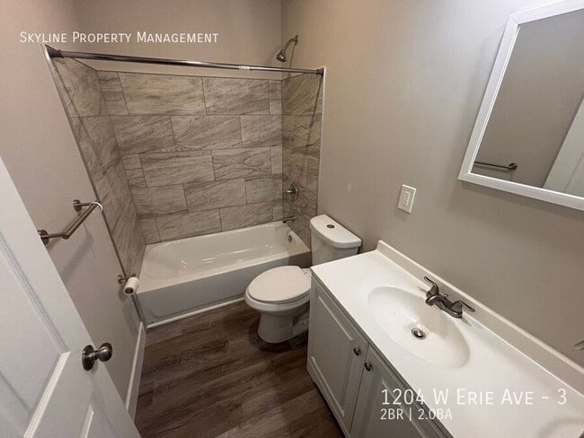 Photo - 1204 W Erie Ave Unit 3
