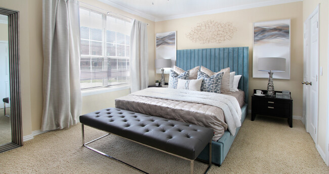 Building Photo - TurtleCreek Apartments