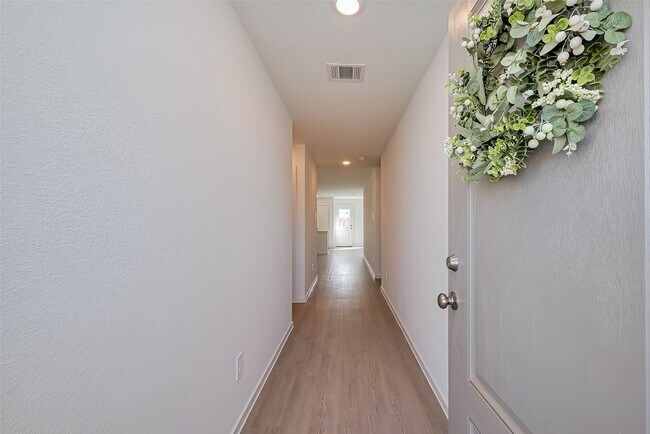 Photo - 16464 Blossom Grv Dr