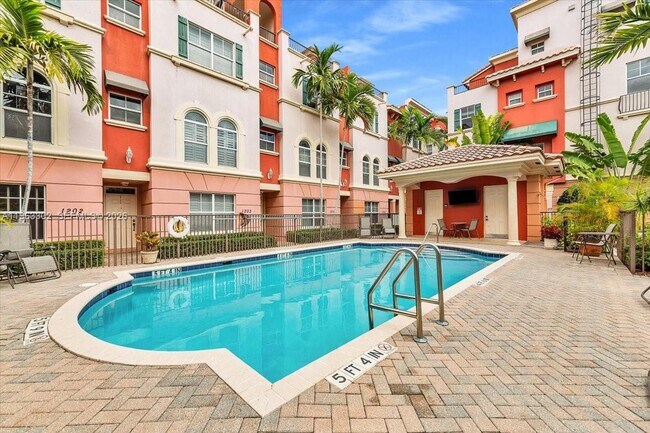 Photo - 1033 NE 17th Way Unit 1001