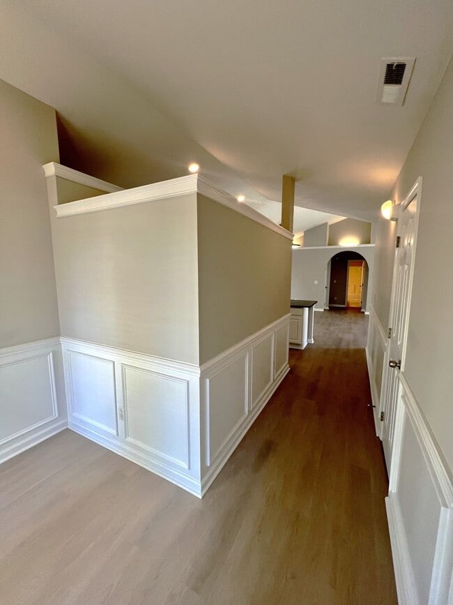 Photo - SUNCOURT VILLAS