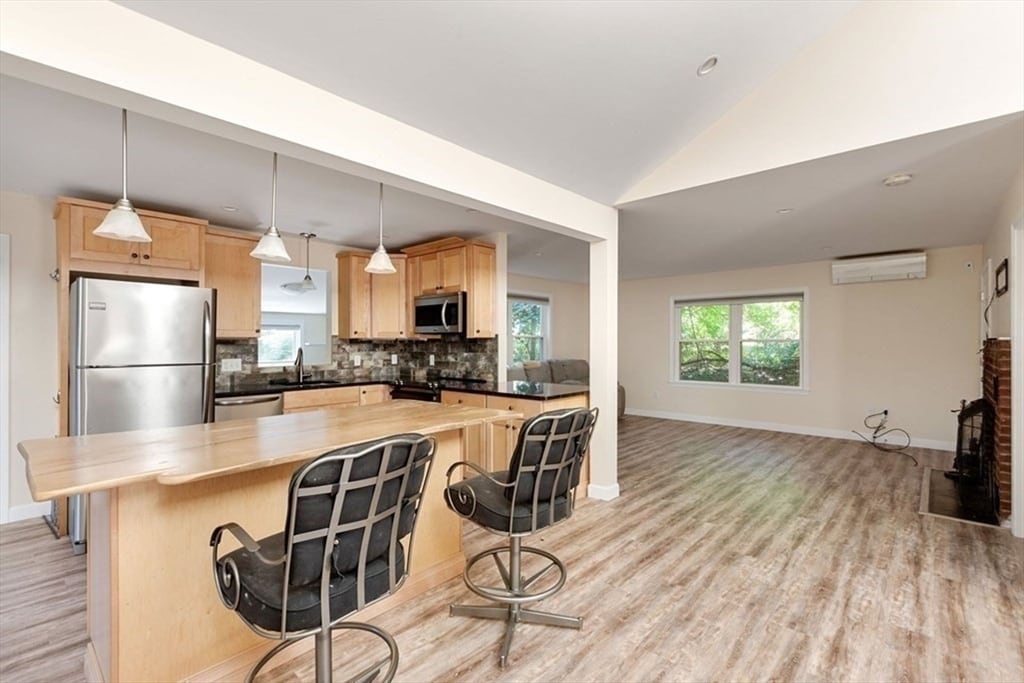 Photo - 120 Goulding St