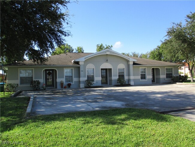 Photo - 728 SW 35th Terrace Townhome