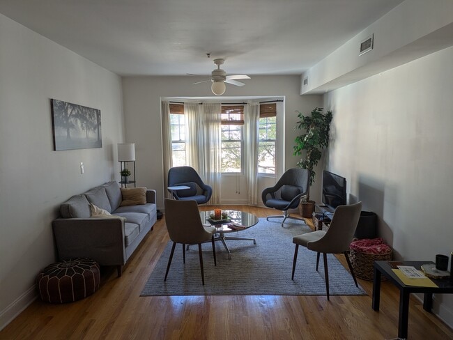 Photo - 95 Webster Ave Unit 2R