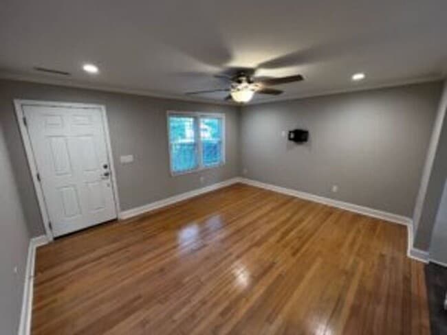 Photo - 1343 Hermitage Ave