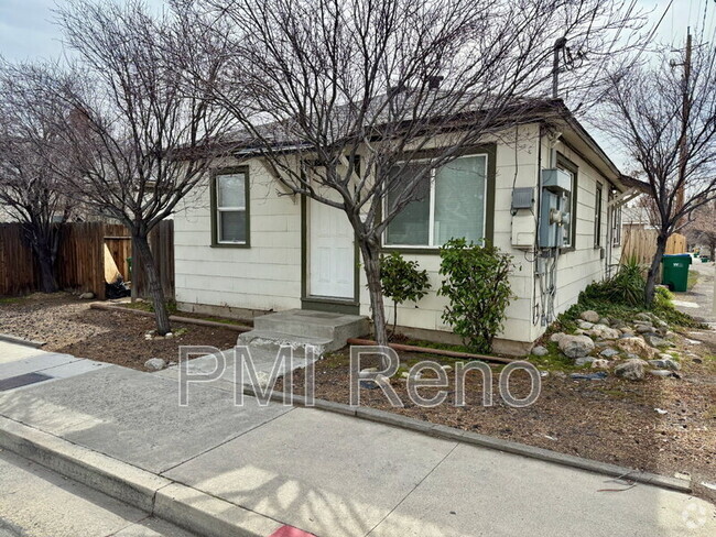 Building Photo - 816 W 1st St Rental