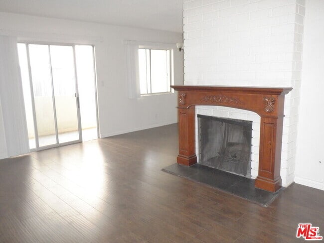 Building Photo - 1166 Amherst Ave Rental