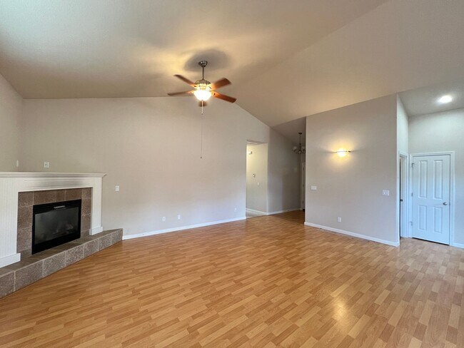 Photo - Junction City Three Bedroom