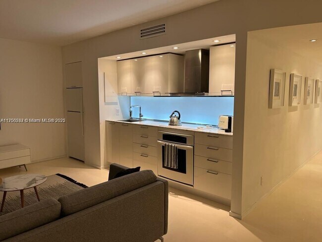 Photo - 900 Bay Dr Unit 315