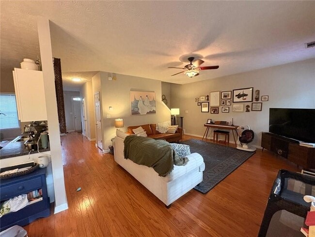 Photo - 3082 Kentmere Dr