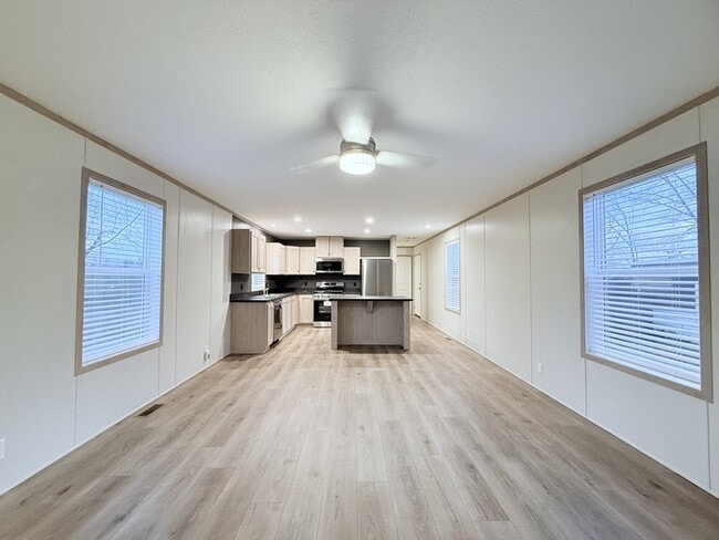 Photo - 29752 Jamestown Dr