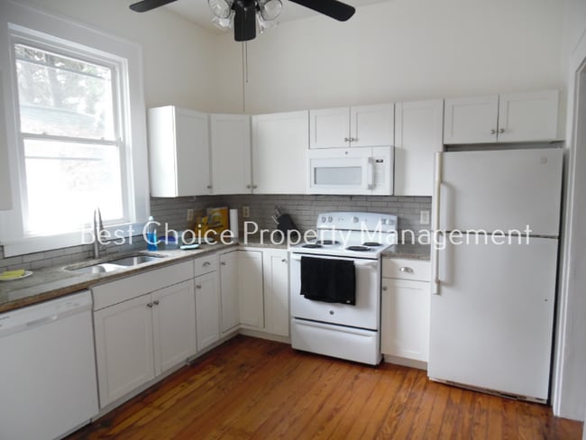 Photo - 1903 S-4-359