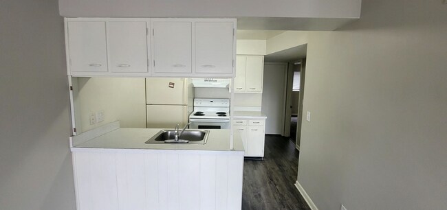 Photo - Spacious 2 bedroom 2 bath apartments in Ha...