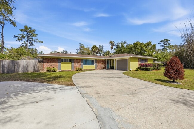 3310 NW 28th Ave