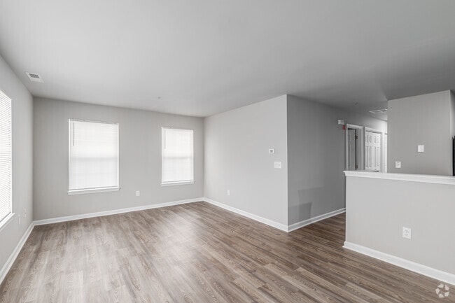 3BR, 1.5BA - 1050SF - Living Room