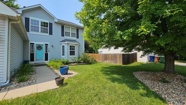 Photo - 2930 Blackhawk Dr