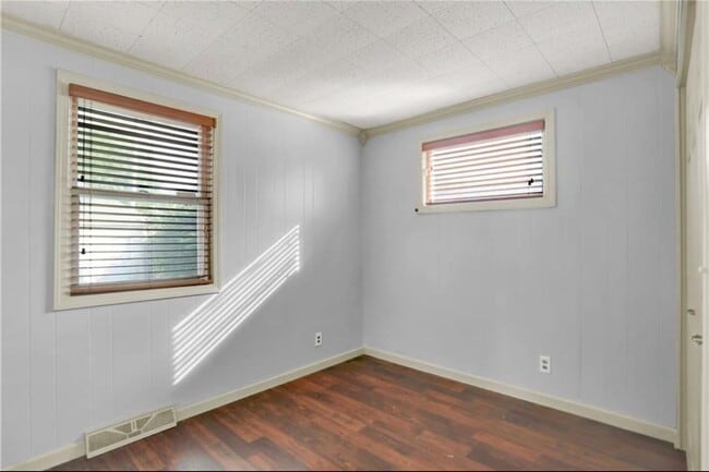 Photo - 1902 Thompson St Unit 127 Grant Street