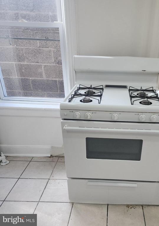 Photo - 238 N Warren St