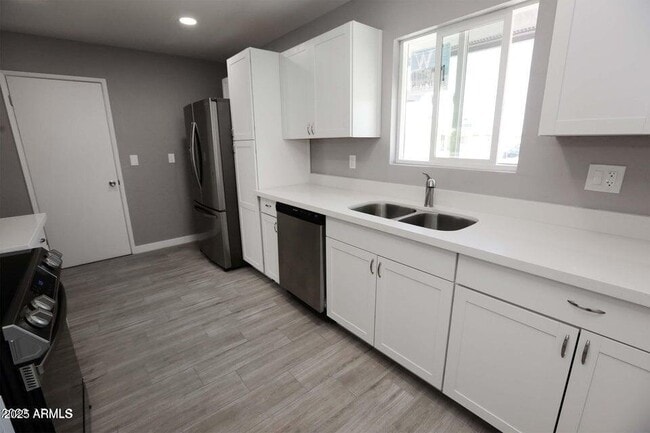 Photo - 10631 W Salem Dr