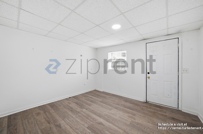 Photo - 6189 Landover Cir