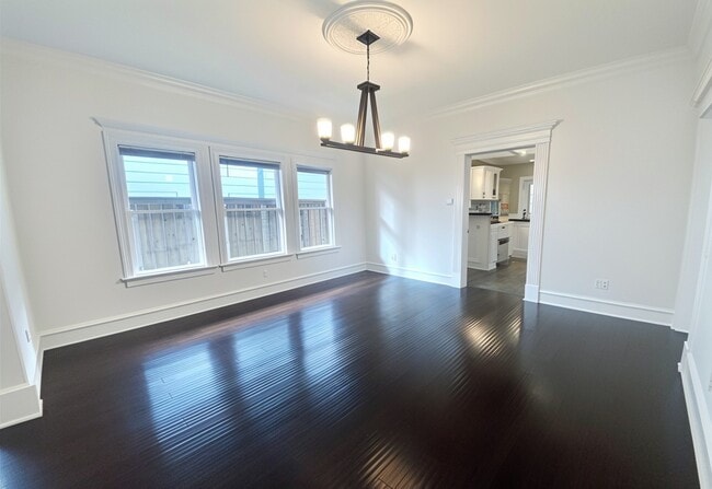 Photo - 1119 Usener St