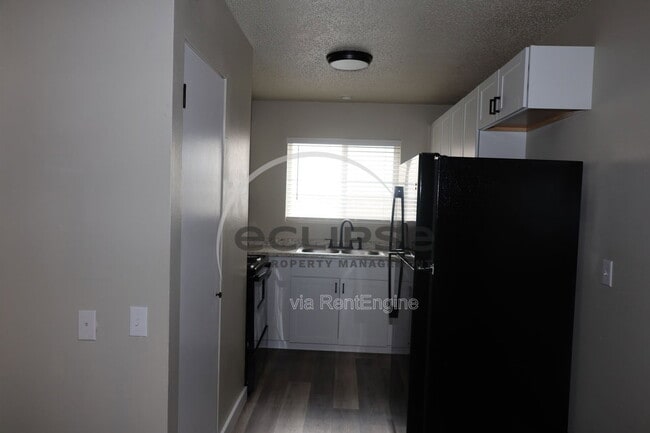 Photo - 450 Chipeta Ave Unidad 06