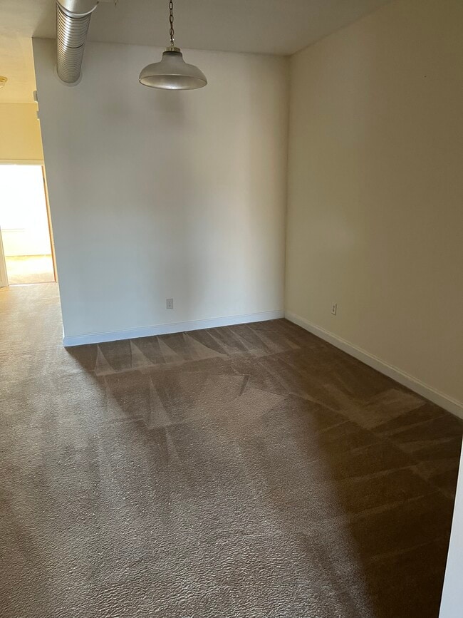 Photo - 19 E Genesee St Unidad 19 E. Gen. St. Apt. 2