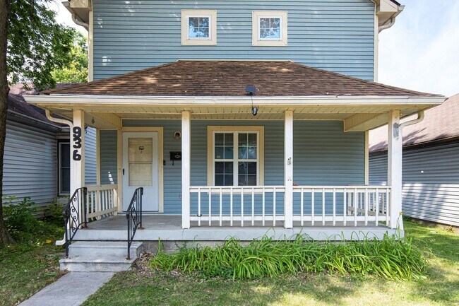 Photo - 936 Camp St