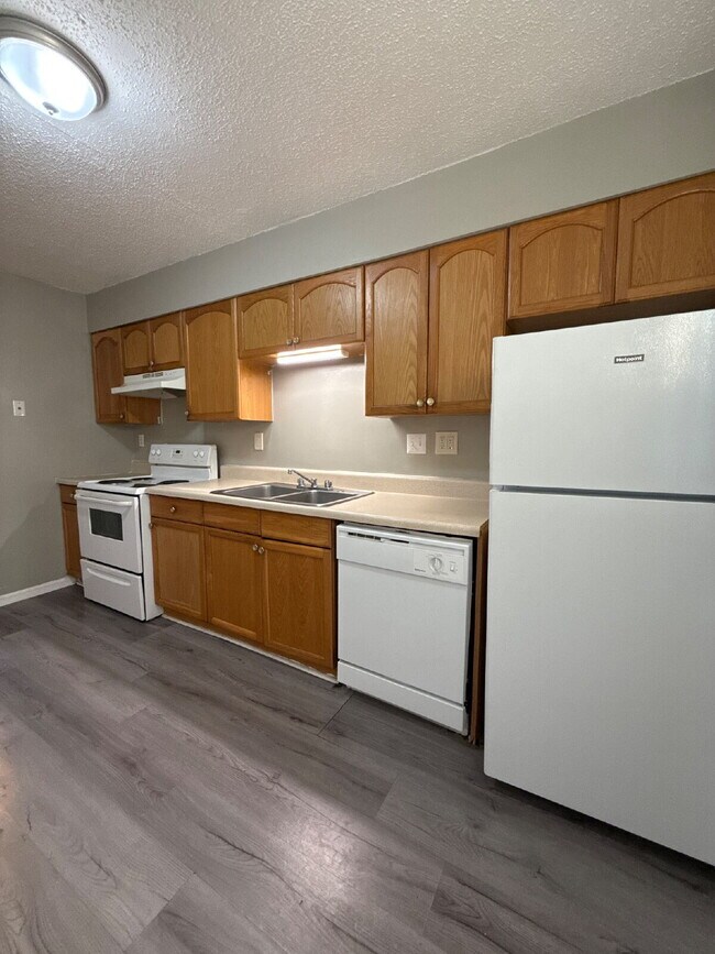 Photo - 4424 Torrance Dr NW Unidad Apt. 10