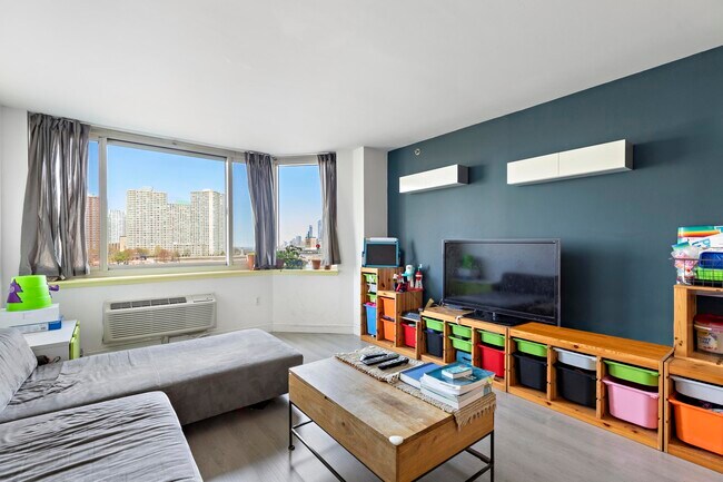 Photo - 20 2nd St Unit 406