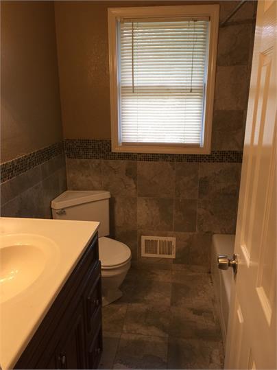 Photo - 8325 Elm Ave