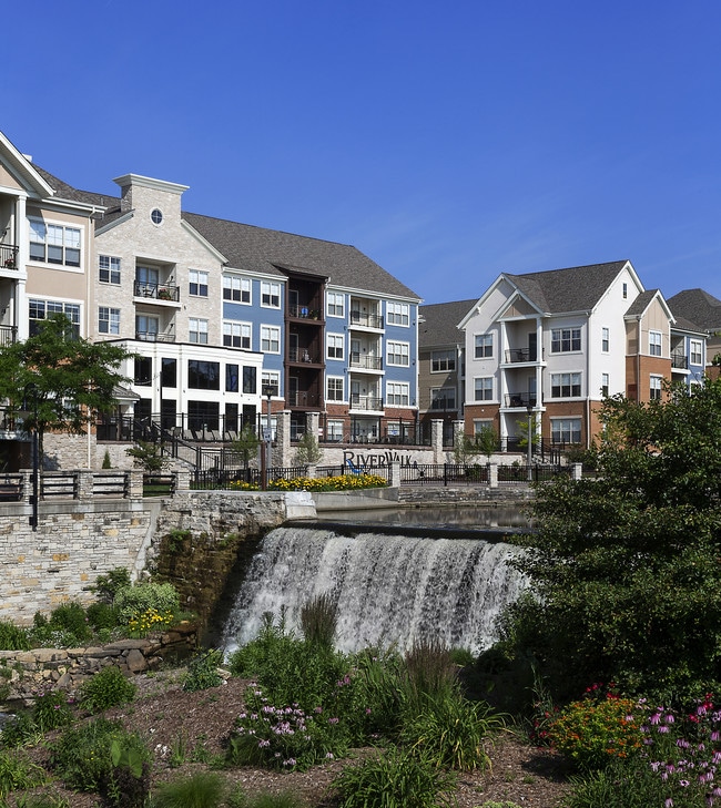 RiverWalk on the Falls