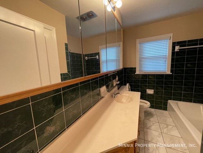 Photo - 1222 S Milam St