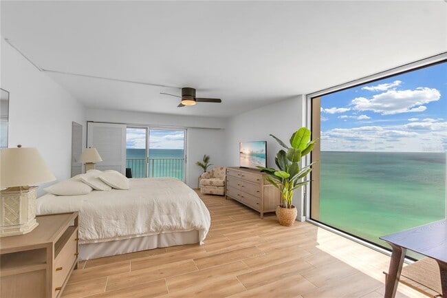 Photo - 2301 Gulf of Mexico Dr Unidad 102N