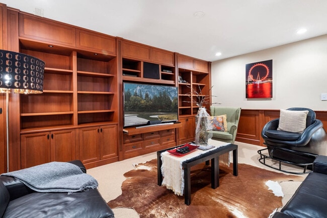 Photo - 935 Sauve Ct Unit ID1051854P