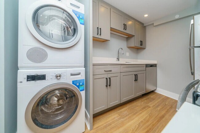 Photo - 132 Sherman St Unit 7