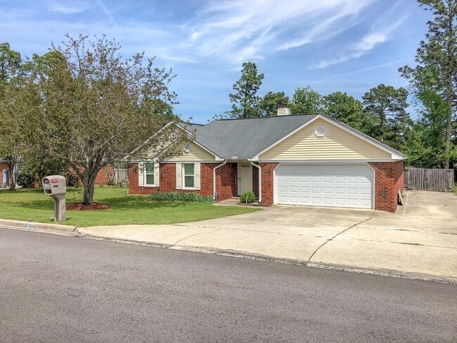 Building Photo - 2916 Norwood Dr