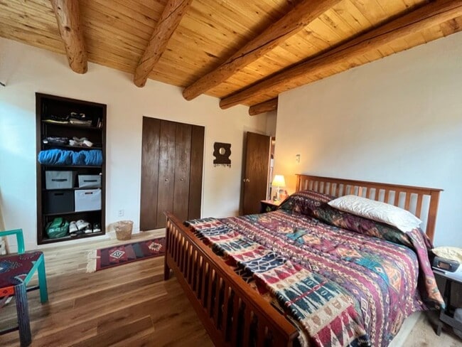 Photo - 128 Dona Ana Dr